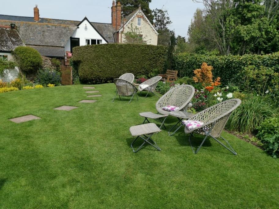 Steps Farmhouse B&B Minehead Exterior foto